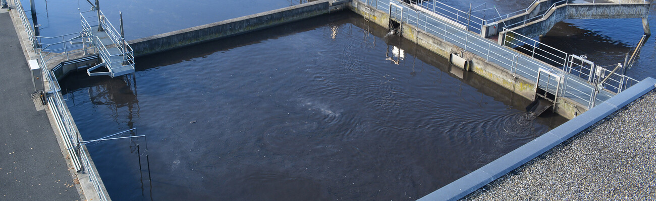 Instalaţie de epurare a apelor reziduale pentru un echivalent de 85.000 locuitori în Kitzingen.