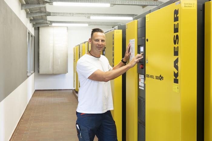 Șase suflante cu șurub EBS de la KAESER KOMPRESSOREN.