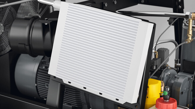 Răcitor final de aer comprimat integrat ca dotare standard în compresoarele mobile MOBILAIR de la KAESER KOMPRESSOREN.