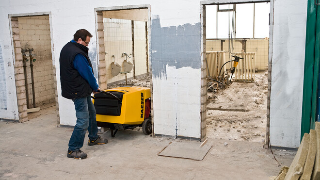 M13 - datorită construcției compacte, este ideal pentru utilizare în clădiri.