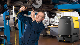 Stația cu compresor cu piston i.Comp 9 cu uscător cu refrigerare integrat este generatorul ideal de aer comprimat pentru atelierele auto.